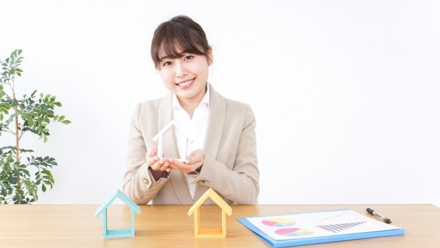 平日休みが多い不動産業