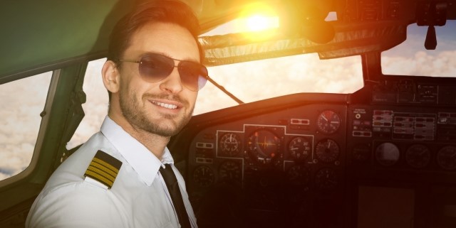 空港で働くパイロット